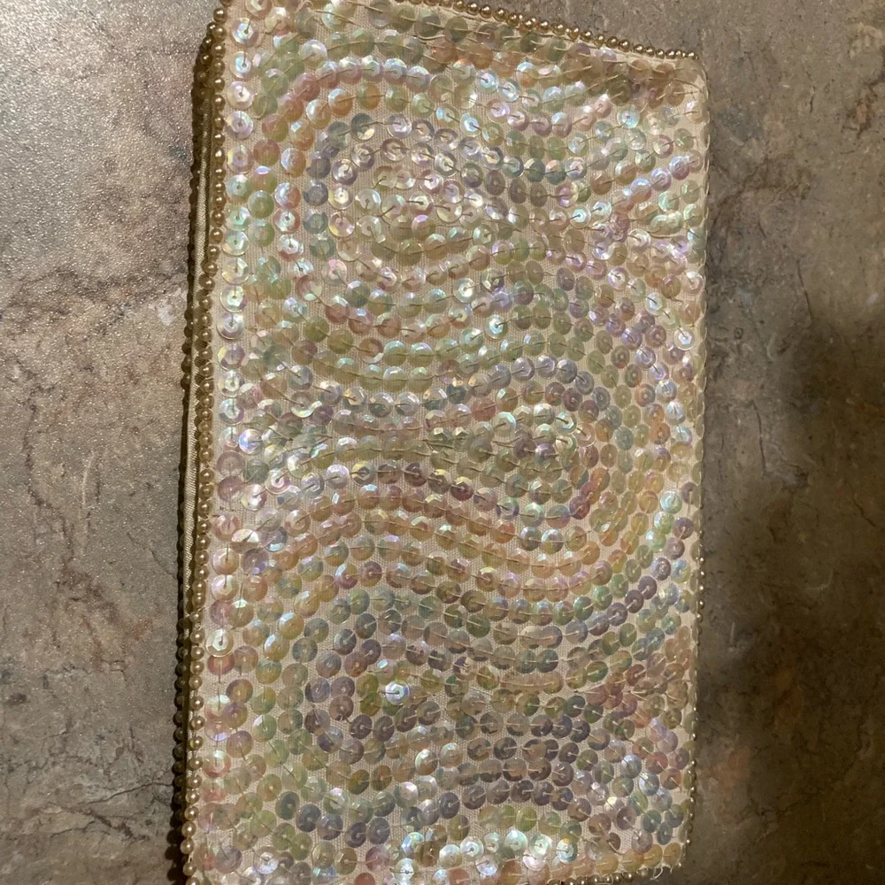 Vintage 1950s bag by Debbie hand made in Japan. Hand beaded and sequins. - Picture 2 of 8